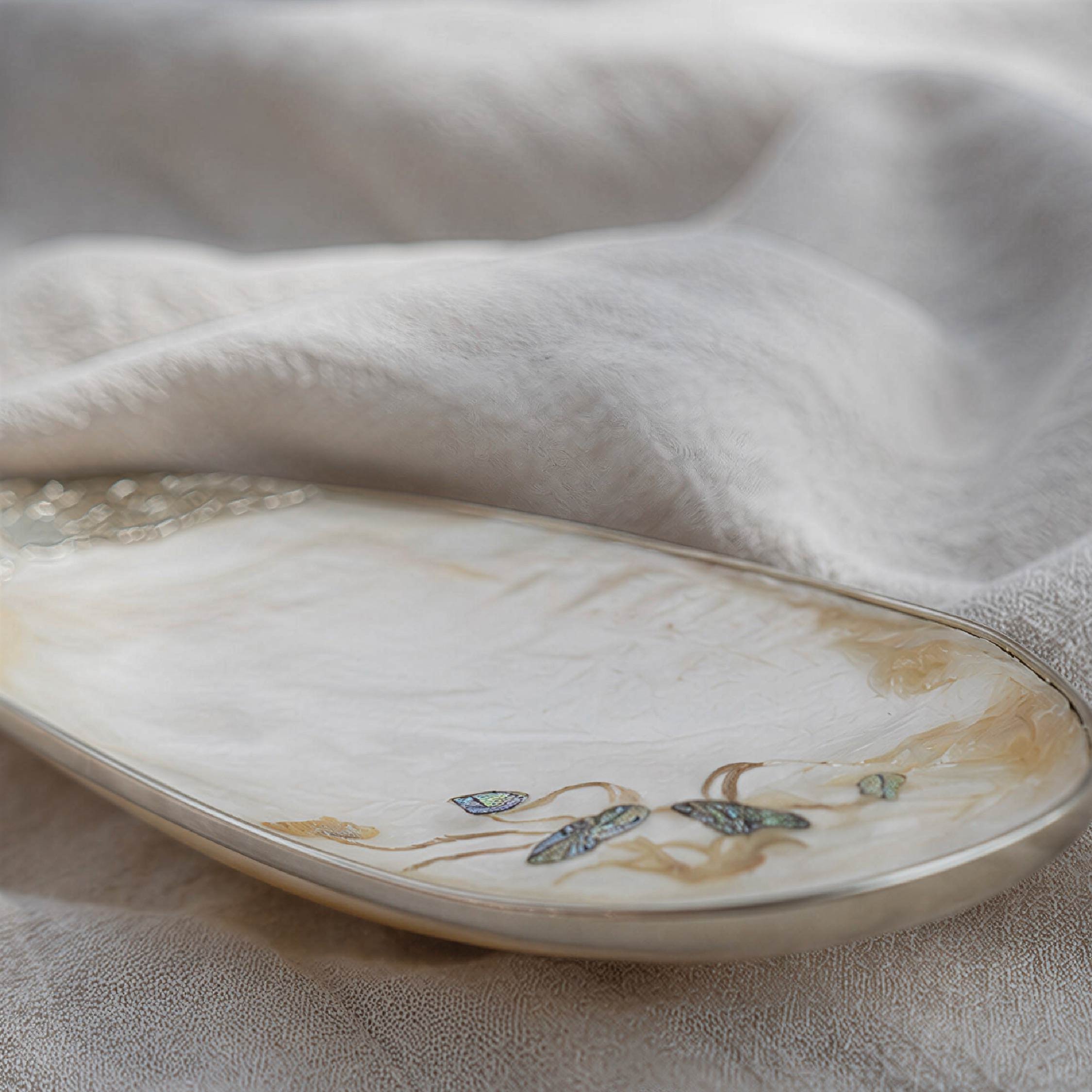 Lotus Symbol Symbol Giant Mother of Pearl Seashell Dish - Handcrafted 1 PC