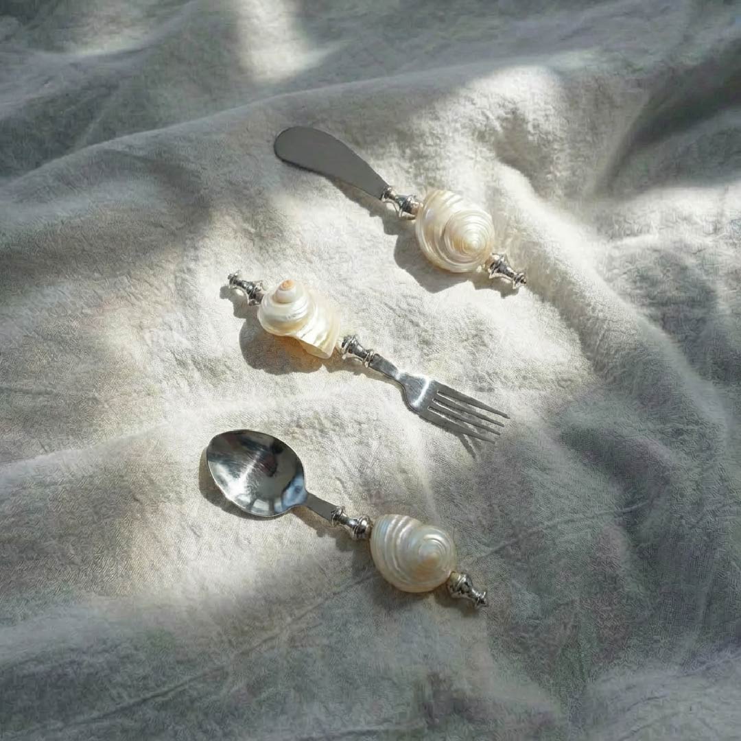 Seashell Handle Cutlery Set- Handmade 1 Set