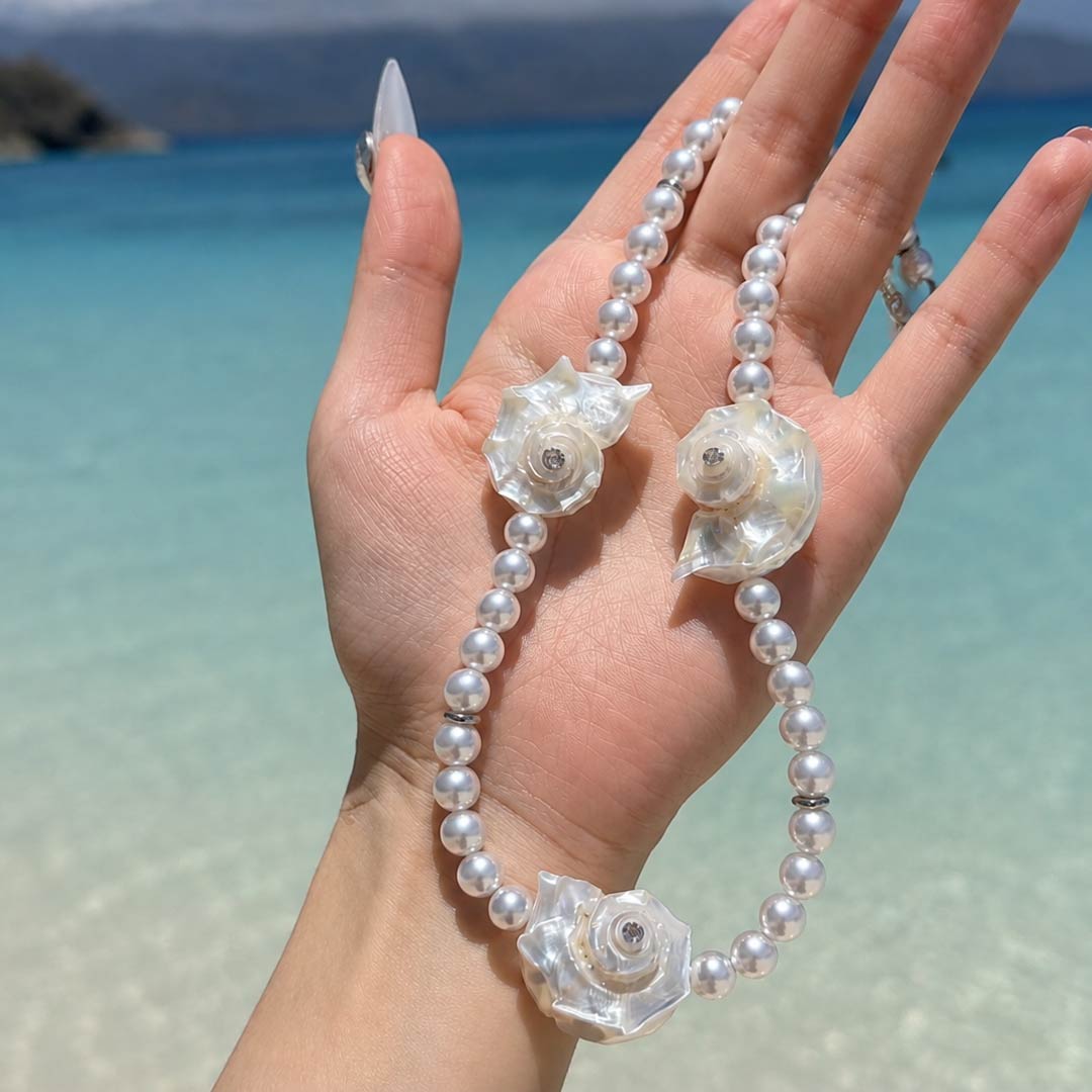 Summer Triangle | Pearlized Turbo Shell Necklace - Handcrafted 1 PC